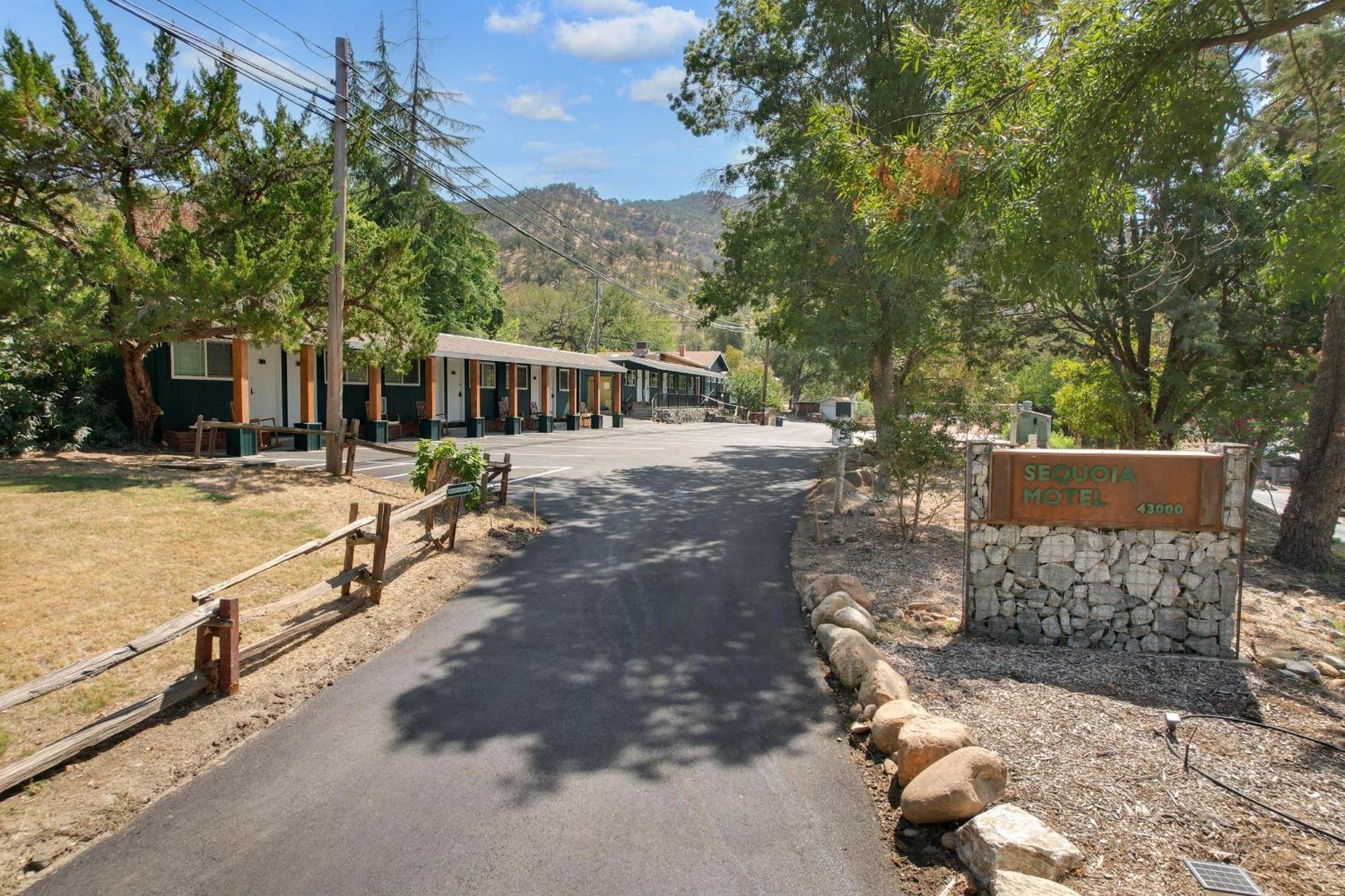 The General Sherman Cabin Villa Three Rivers Exterior photo